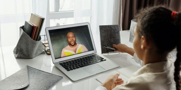Virtual School Advice for Parents | BRAVA Magazine
