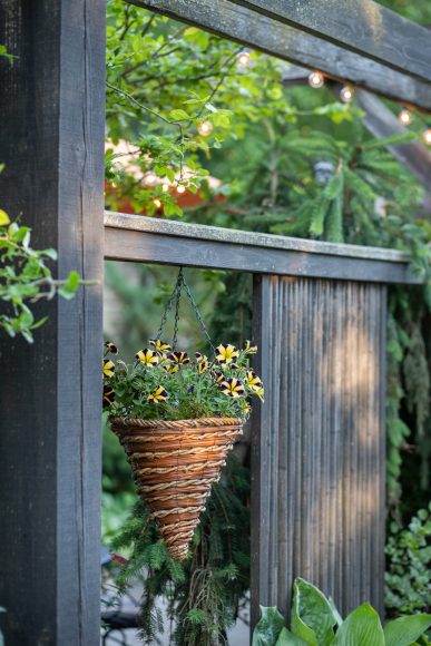 Rybowiak loves filling hanging planters with shady annuals.